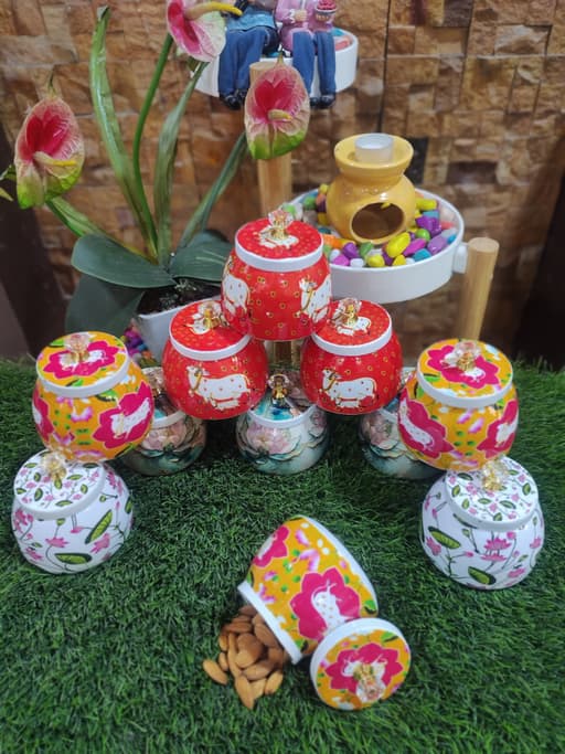 Pichwai jar. 4" Set of 2