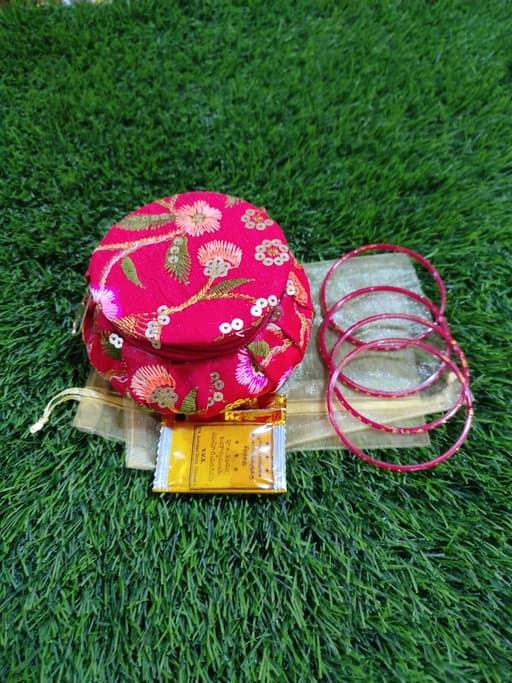 Varalakshmi  pooja combo 1     seta of 10